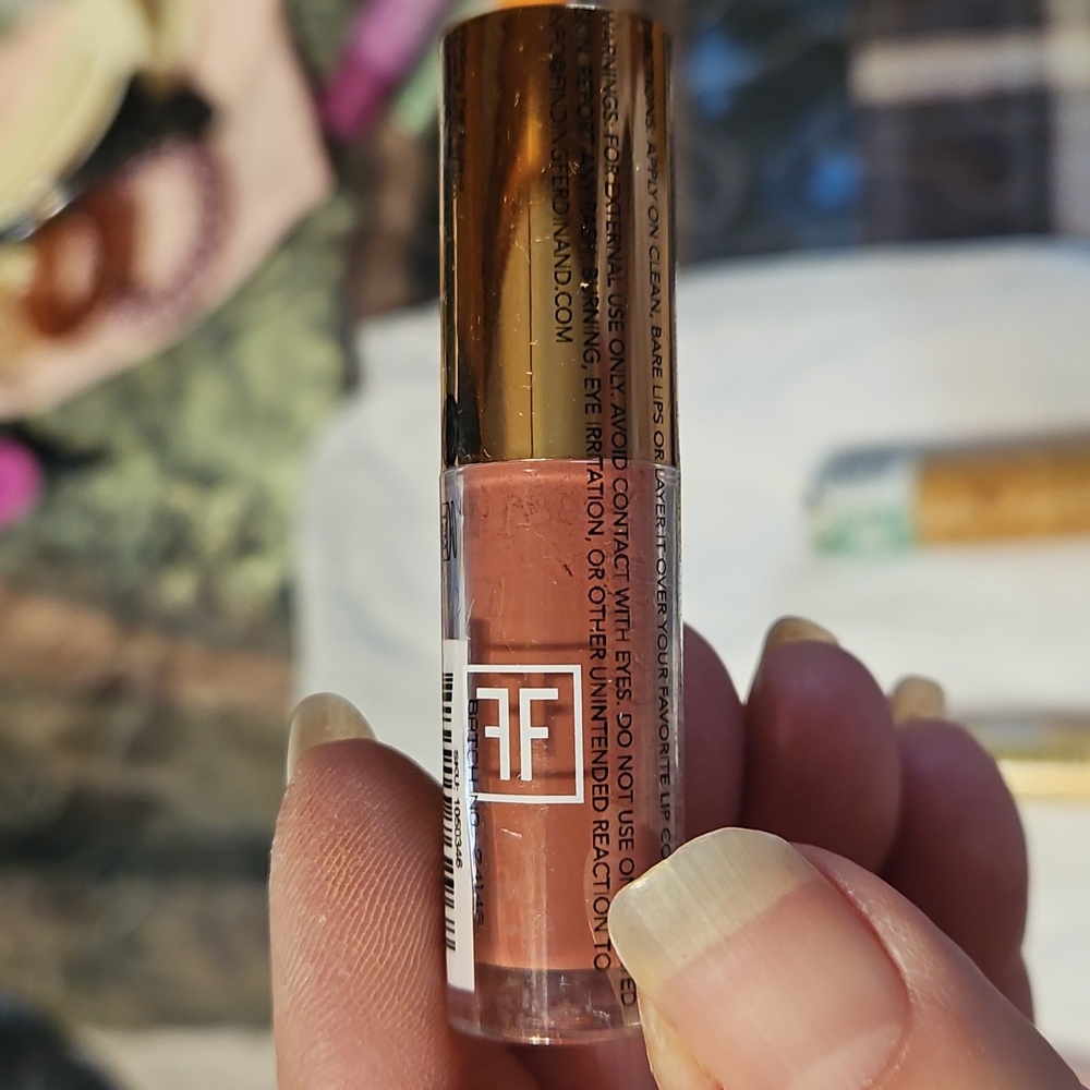 All New Lip Stuff - Picture 7 of 8